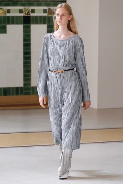 Look 22
